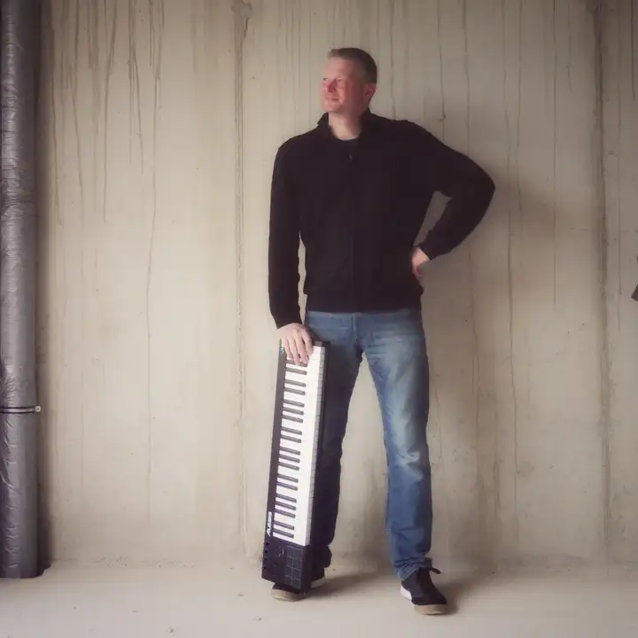 Simon Georg Keyboard