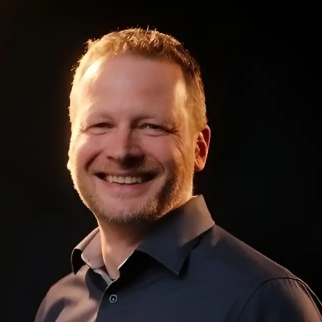 Portrait Simon Georg